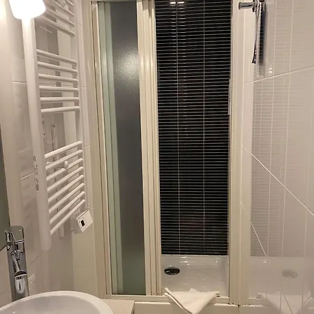 Kyriad Sud Hotel 2*